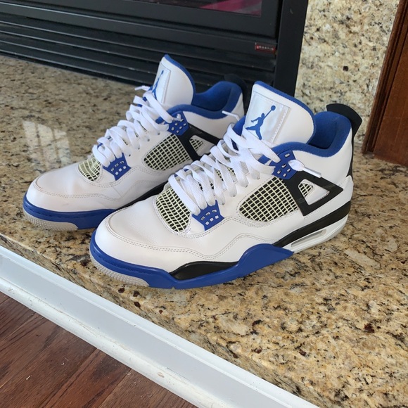 Jordan retro 4 motorsports